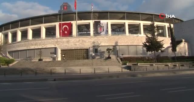 İstanbul meydanlarında korona sessizliği