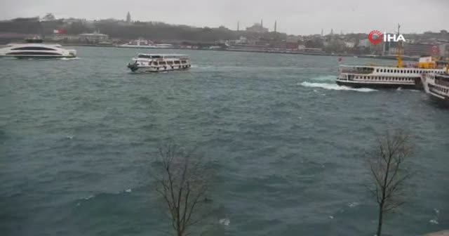 İstanbul’un tarihi meydanları boş kaldı!