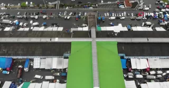 Bayrampaşa Sebze ve Meyve Hali'nde yoğunluk