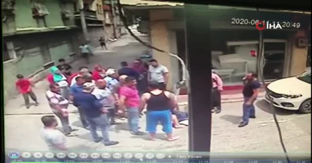 Amcasını beklerken ayağından vuruldu