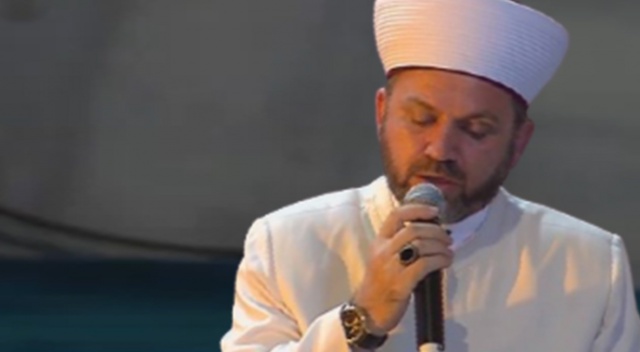 Ayasofya-i Kebir Cami-i Şerifi’nde namaz öncesi Kur’an-ı Kerim tilaveti
