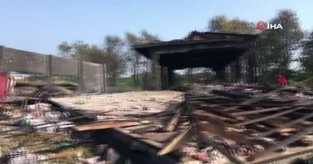 Havai fişek fabrikasından geriye beton bloklar kaldı