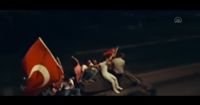 İletişim Başkanlığından şehitler anısına '15 Temmuz Mehteri'