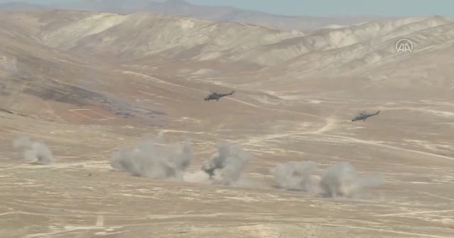 Bakan Akar, Türkiye-Azerbaycan ortak tatbikatını izledi