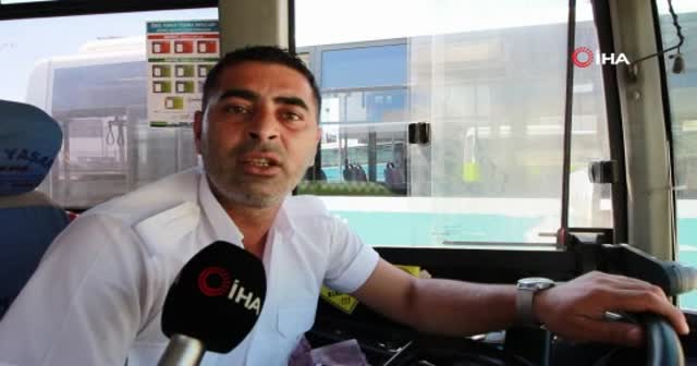 Bayramını kutlamayan yolcular serzeniş konuşması yaptı dakikalarca alkışlandı