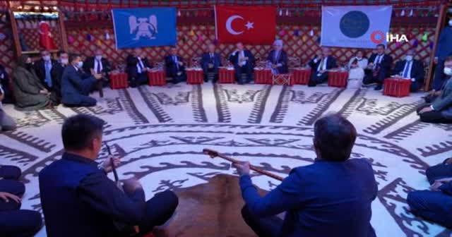 Cumhurbaşkanı Erdoğan, Ahlat'taki etkinlikleri izledi