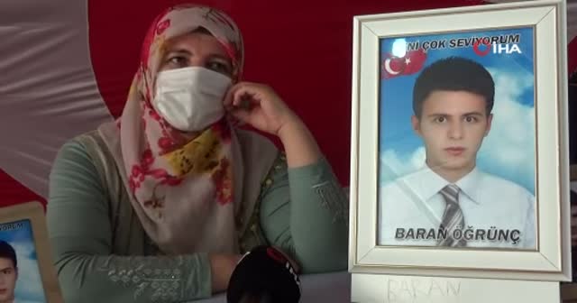 HDP önündeki ailelerin evlat nöbeti devam ediyor