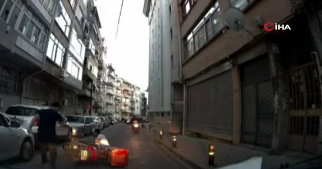 İstanbul’da yürekleri ağza getiren kaza kamerada