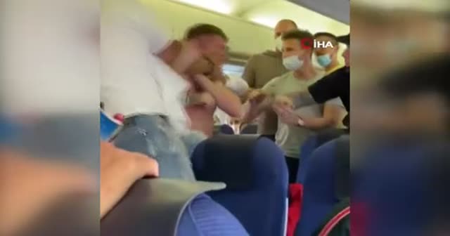Uçakta maske takmayan 2 yolcu darp edildi!