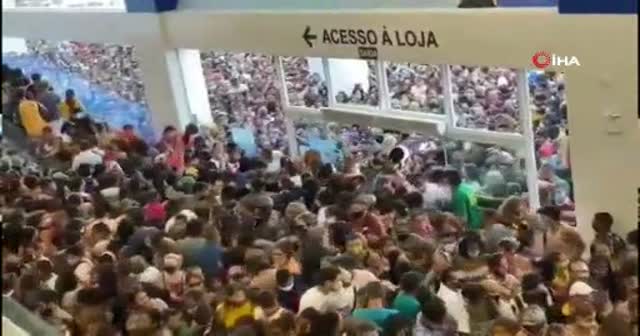 Brezilya’daki AVM açılışında Covid-19 unutuldu