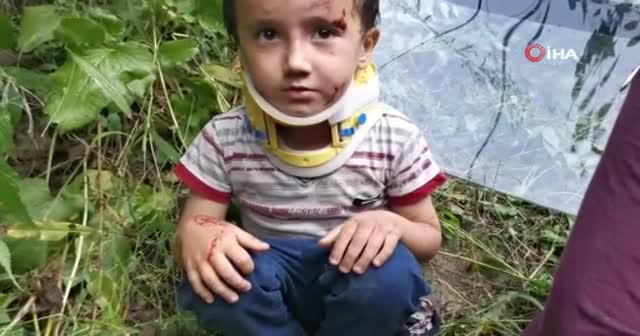 Hastane dönüşü feci kaza: 1'i çocuk 4 yaralı