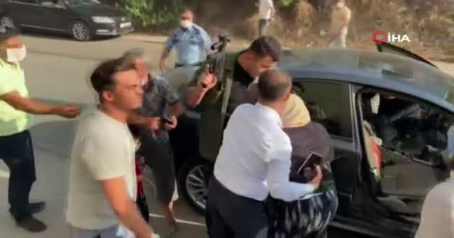 Hatay'daki yangında annenin 'çocuklarımı çıkarın' feryadı
