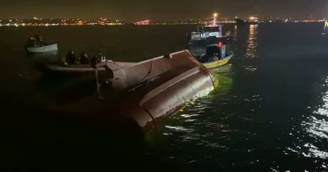 İstanbul'da balıkçı teknesi alabora oldu: 2 kişi hayatını kaybetti