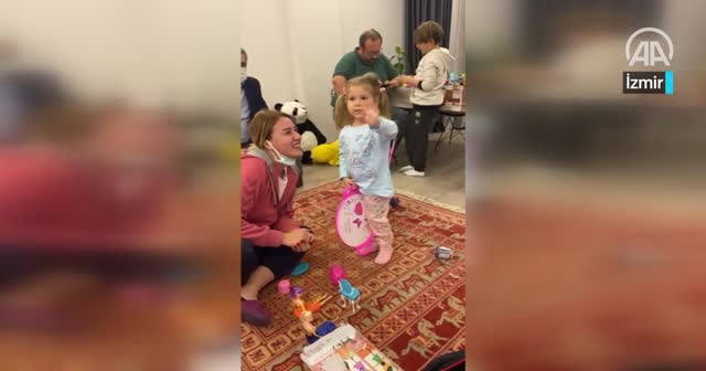 Enkazdan 91 saat sonra çıkarılan Ayda'dan taburcu edildikten sonra ilk görüntü