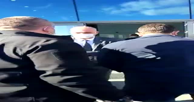 İmamoğlu, kendisini protesto eden taksicilere tepki gösterdi