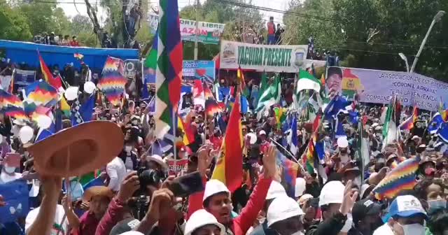 Morales’i halk coşkuyla karşıladı