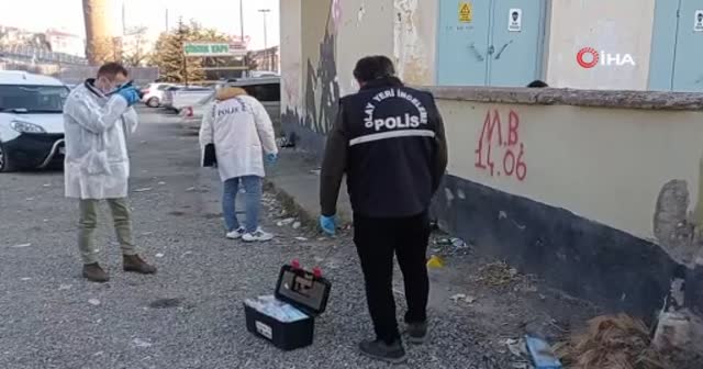 Sivas'ta boş arazide yeni doğmuş bebek bulundu