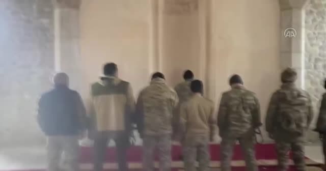 Şuşa'da 28 yıl sonra cuma namazı kılındı