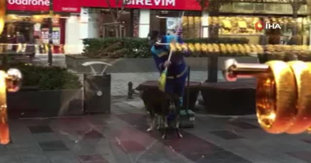 Arnavutköy'de yürek ısıtan görüntü