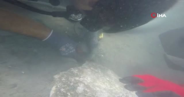Gölün dibinde yatan 100 yılın keşfi, havadan ve su altından görüntülendi