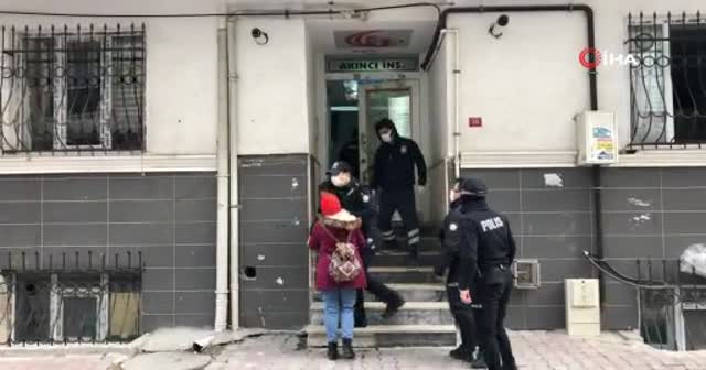 Esenyurt'ta bir şahıs iki çocuğunu bıçakla rehin aldı!