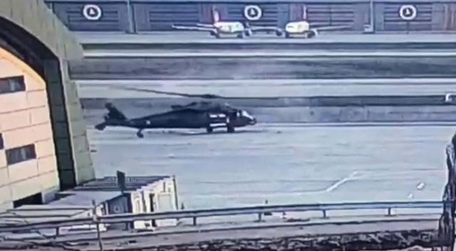Havalimanındaki helikopter kaza anı kamerada