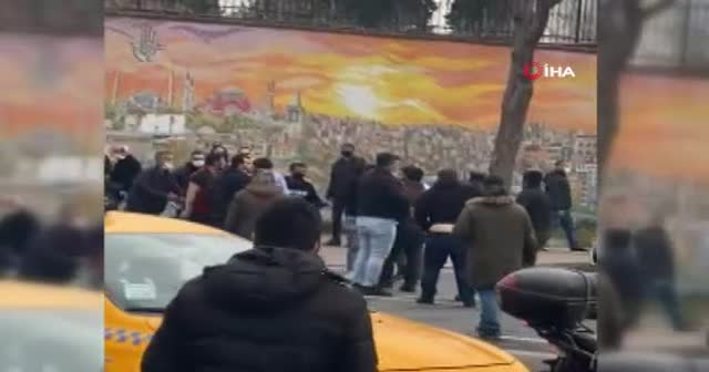 İstanbul’un göbeğinde kemerli kavga kamerada