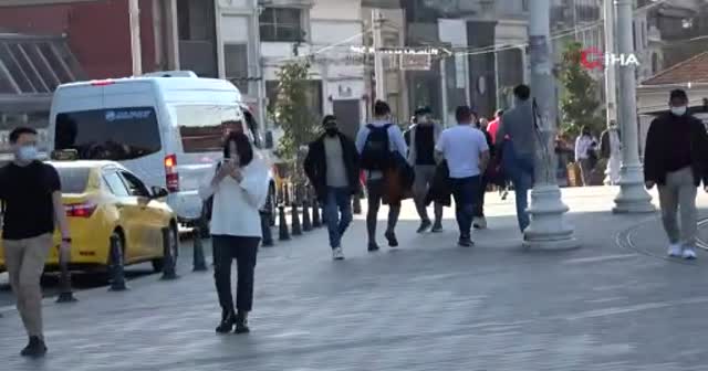 İstiklal Caddesi turistlere kaldı