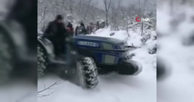 Karda traktörlerle drift