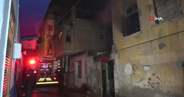 Yangın sonrası eve girdiler, erkek cesedi buldular