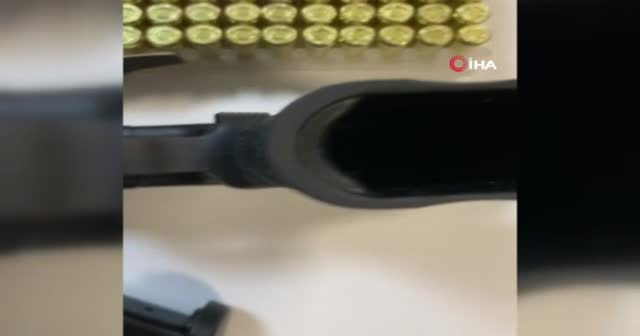Çaldıkları paraları ATM'ye halay çekerek yüklediler