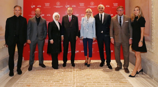 Hollywood yıldızlarından Cumhurbaşkanı Erdoğan'a doğum günü sürprizi
