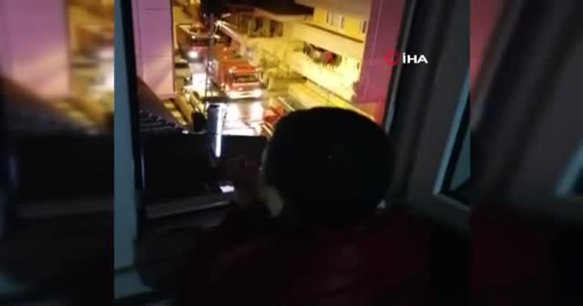 4 yaşındaki çocuk itfaiyecilere böyle seslendi: Siz çok güzel kahramansınız ve olağanüstüsünüz