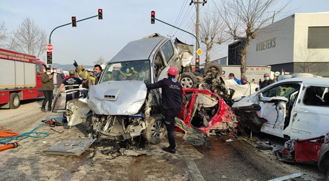 Bursa'da tır dehşeti! 20 aracı ezdi geçti, çok sayıda ölü var
