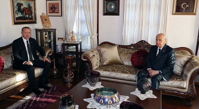 Cumhurbaşkanı Erdoğan, MHP Lideri Bahçeli'yi evinde ziyaret etti