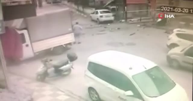 Maltepe'de kamyonet sürücüsü dehşet saçtı: Ortalık savaş alanına döndü