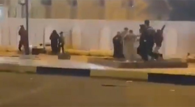 Papa gitti Bağdat'ta bombalar patladı