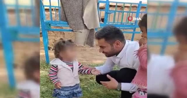 Sosyal medyada takipçi kazanmak için yeğenini tokatladı