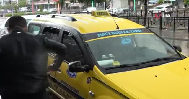 'Kız arkadaşımı arabana aldın' dedi, taksiciye kabusu yaşattı