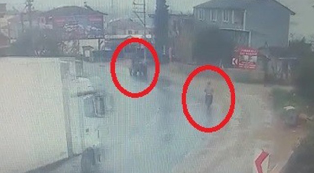 Bursa'da TIR dehşeti...2 kişinin yaralandığı anlar kamerada