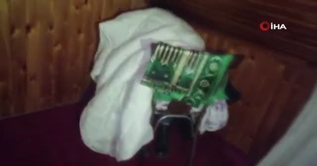 Ceza yememek için saklandığı yer polisi bile şaşırttı