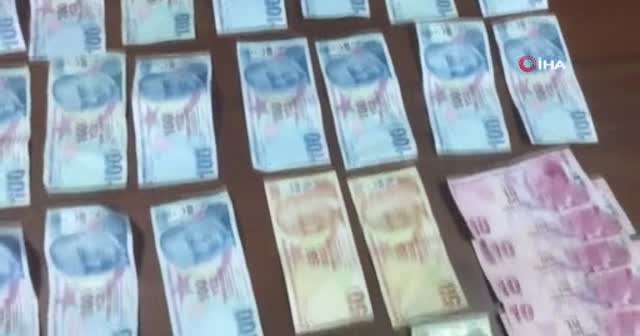 Kumar baskınında güldüren görüntü! Polisi görünce kaçacak yer aradılar