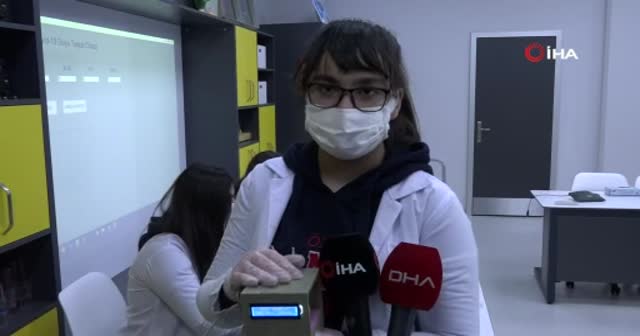 Öğrencilerden 5 dakikada Covid-19 test sonucu veren cihaz