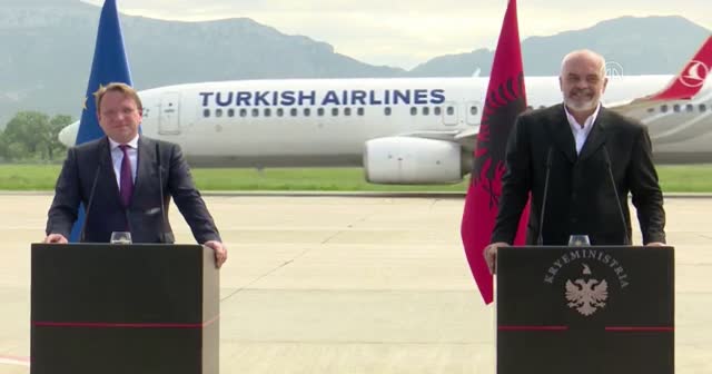 Basın toplantısında 'THY sürprizi'