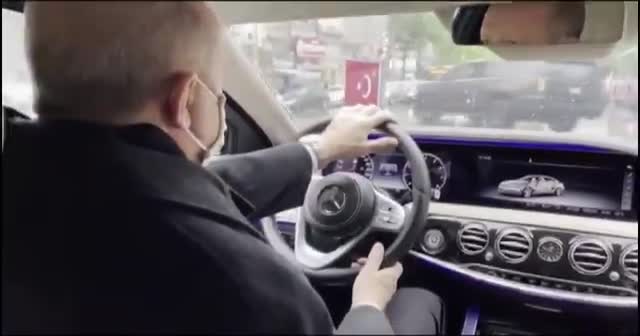 Başkan Altun, Erdoğan'ın otomobil kullandığı görüntüleri paylaştı