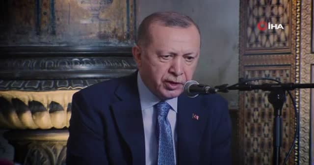 Cumhurbaşkanı Erdoğan'dan Kur'an-ı Kerim tilaveti