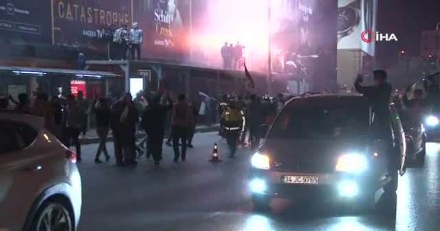 İsrail Konsolosluğu önünde Mescid-i Aksa protestosu