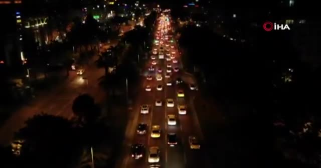 Kudüs’e destek olmak için binlerce araçtan oluşan konvoy düzenlendi
