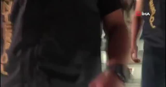 ‘Tosuncuk’ lakaplı Mehmet Aydın, uçaktan böyle indirildi