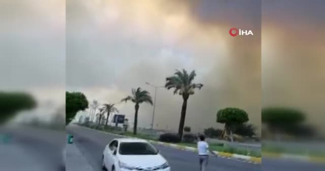 Antalya Manavgat'ta yangın: Yerleşim yerlerine sıçradı